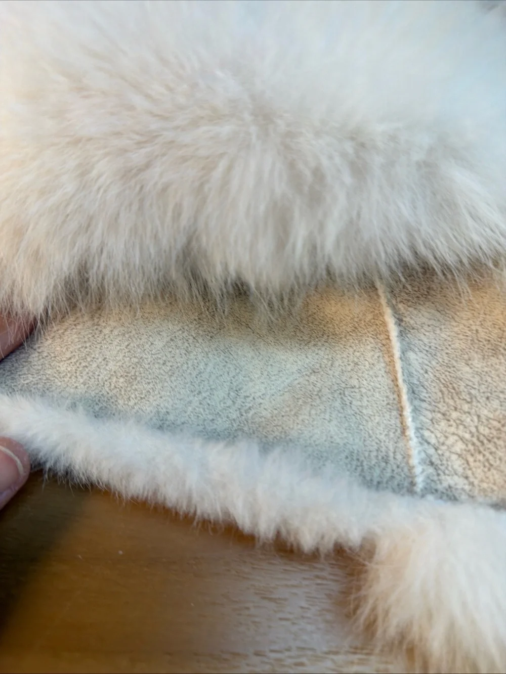 NWOT Faux Mink & Fox 4 Pom Fox Pompoms on top & On Dangling Ear Flap Strings